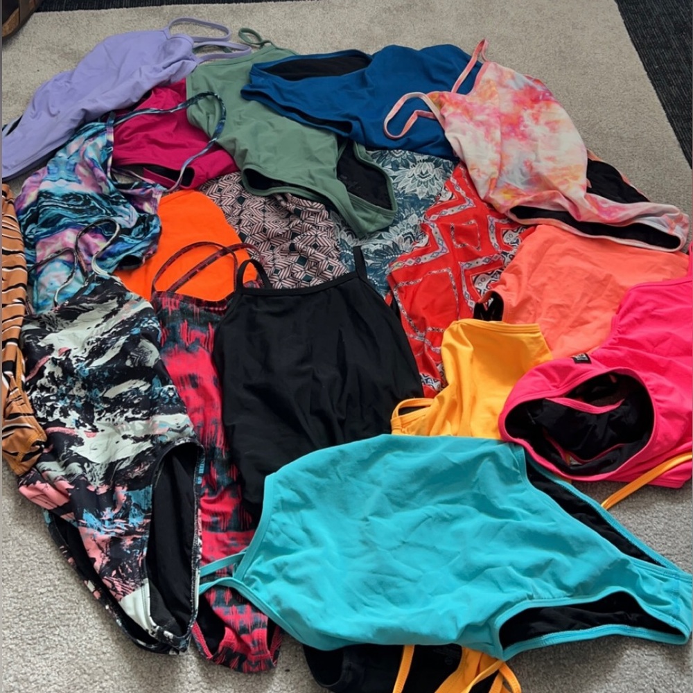 huge jolyn sale!!!!! $60 a piece, 2 for $100, 3 for $150